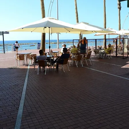 Casa Con Terraza 라스팔마스